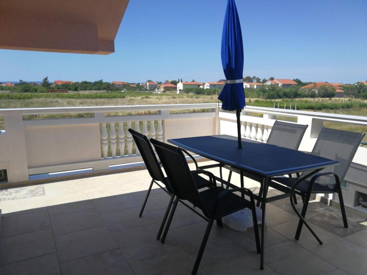 Villa Flora Maris Apartments Privlaka  Luaran gambar