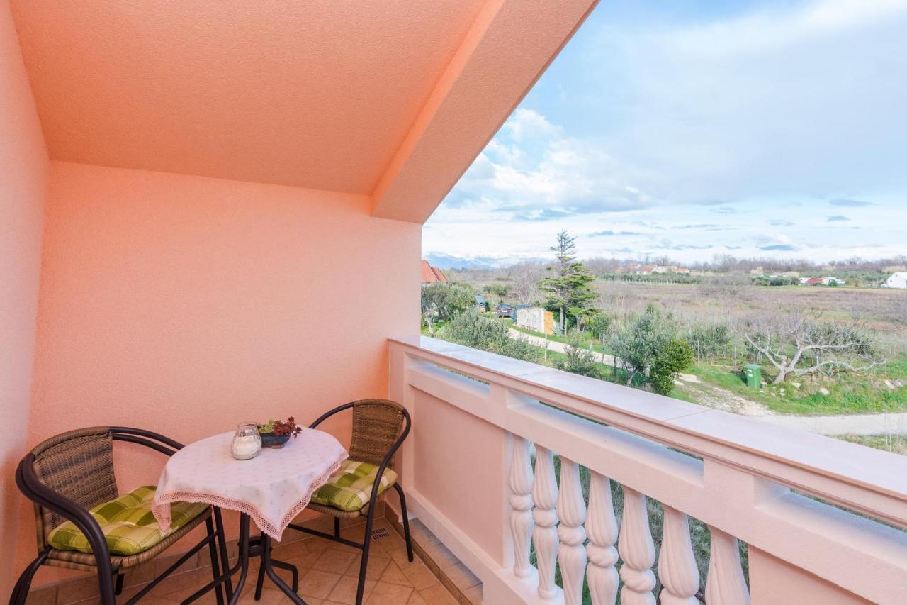 Villa Flora Maris Apartments Privlaka  Luaran gambar
