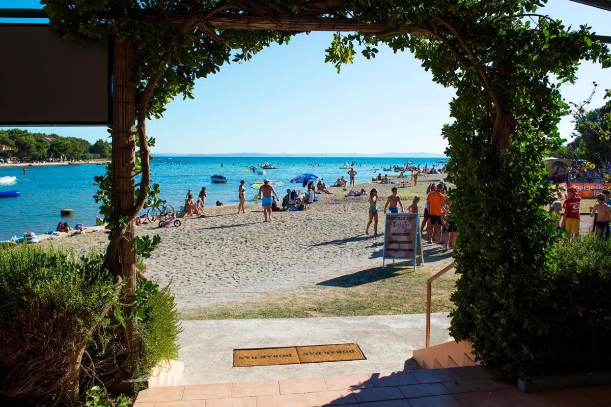 Villa Flora Maris Apartments Privlaka  Luaran gambar